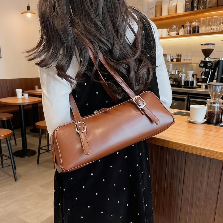Damentasche mit eleganten Querstreifen und hochwertigem Kunstleder Nord Taschen