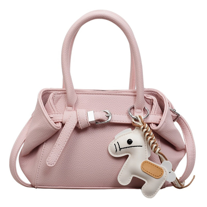 Damen stilvolle Handtasche mit charmantem Anhänger Nord Taschen