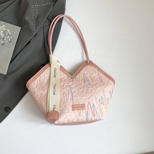 Damen Handtasche mit einzigartigem grafischem Design Nord Taschen
