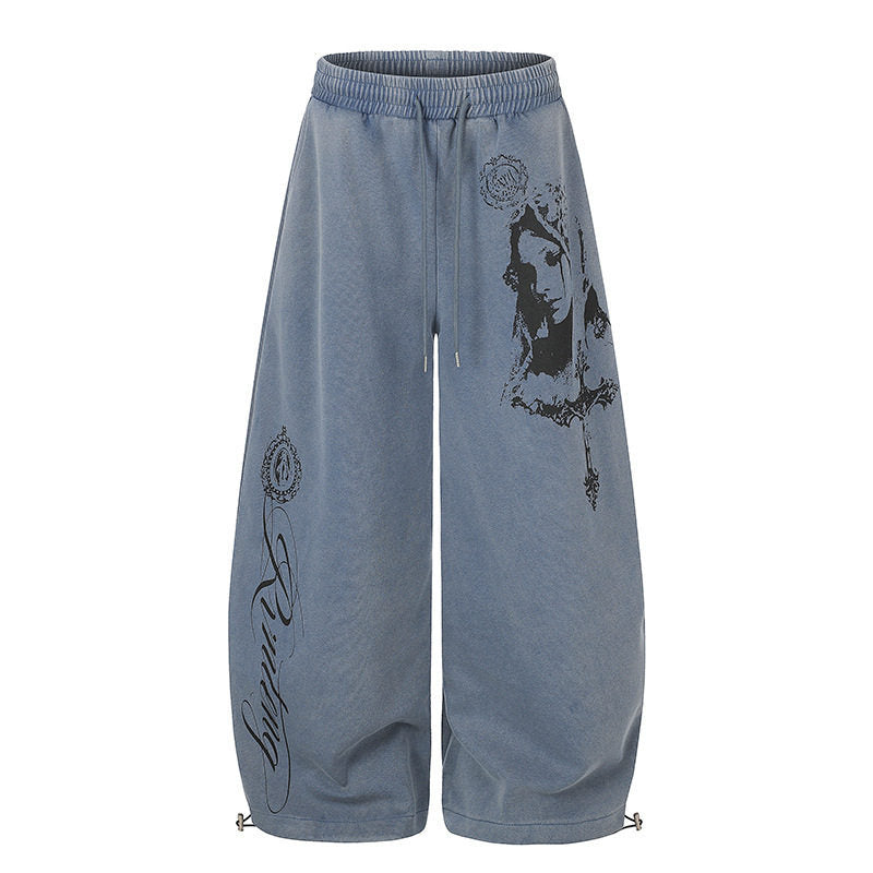Damen Extraweite Palazzo‑Haremshose aus Sweat mit hohem Komfortbund, Tunnelzug und großflächigem Grafikprint Nord Taschen