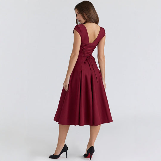Damen Midi-Kleid mit quadratischem Ausschnitt und weit schwingendem Rock