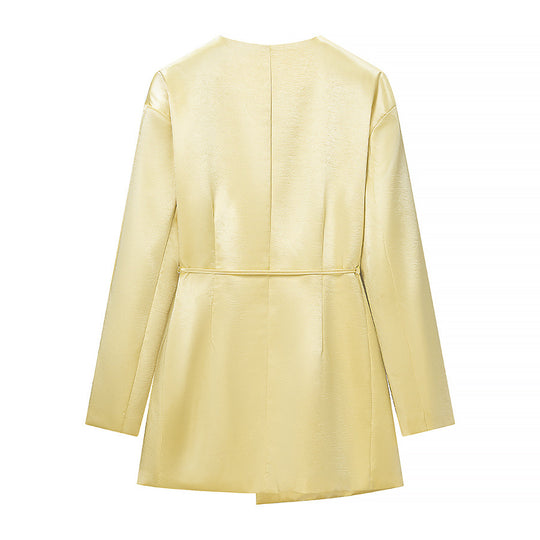 Damen Zweiteiliges Satin-Ensemble mit Wickelblazer und weiter Plissee-Hose Nord Taschen