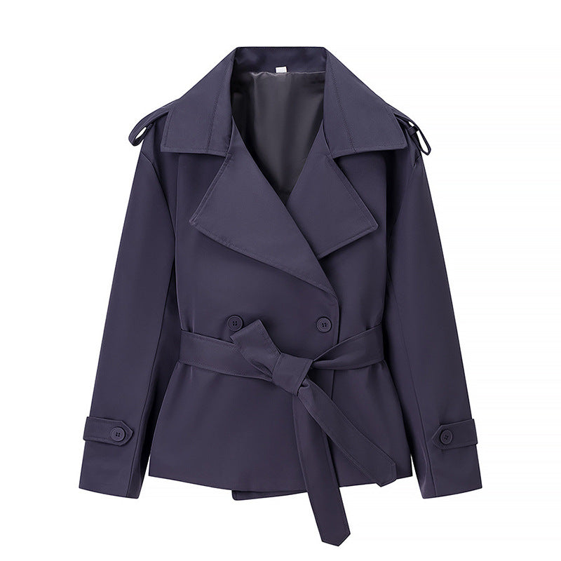 Damen Kurzer Trenchcoat mit Bindegürtel und Doppelreiher Nord Taschen