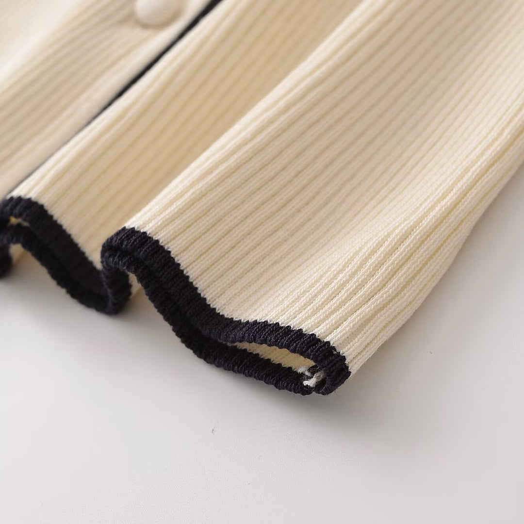 Damen Feinripp-Cardigan mit verdeckter Knopfleiste und Kontrastkante Nord Taschen