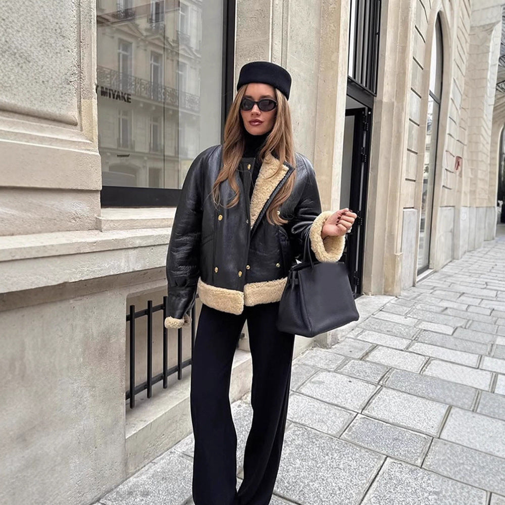 Damen Kurzjacke im Aviator‑Stil mit Teddy‑Innenfutter und doppelreihiger Druckknopffront Nord Taschen