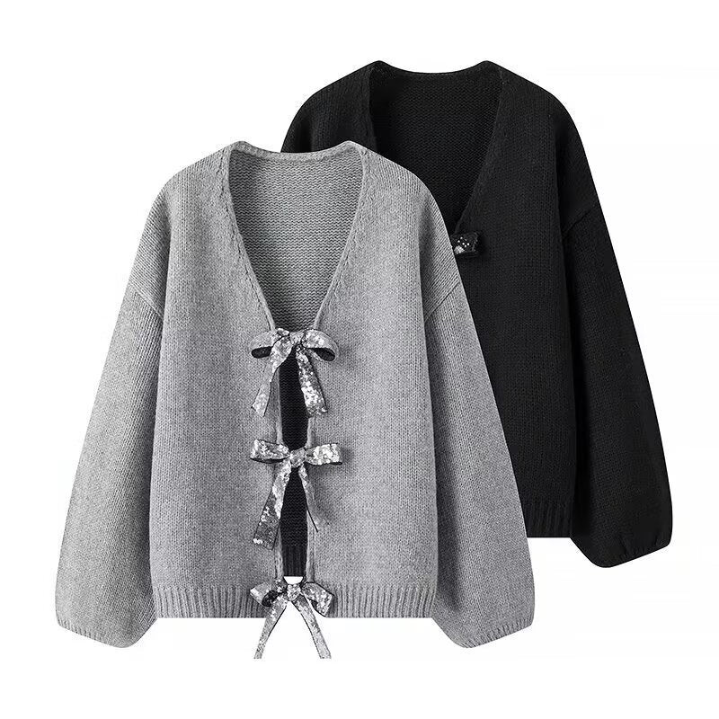 Damen Strickcardigan mit V-Ausschnitt und dreifachen Pailletten‑Schleifen Nord Taschen