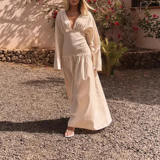 Damen Elegantes Maxikleid mit Schößchen und Rüschendetails Nord Taschen