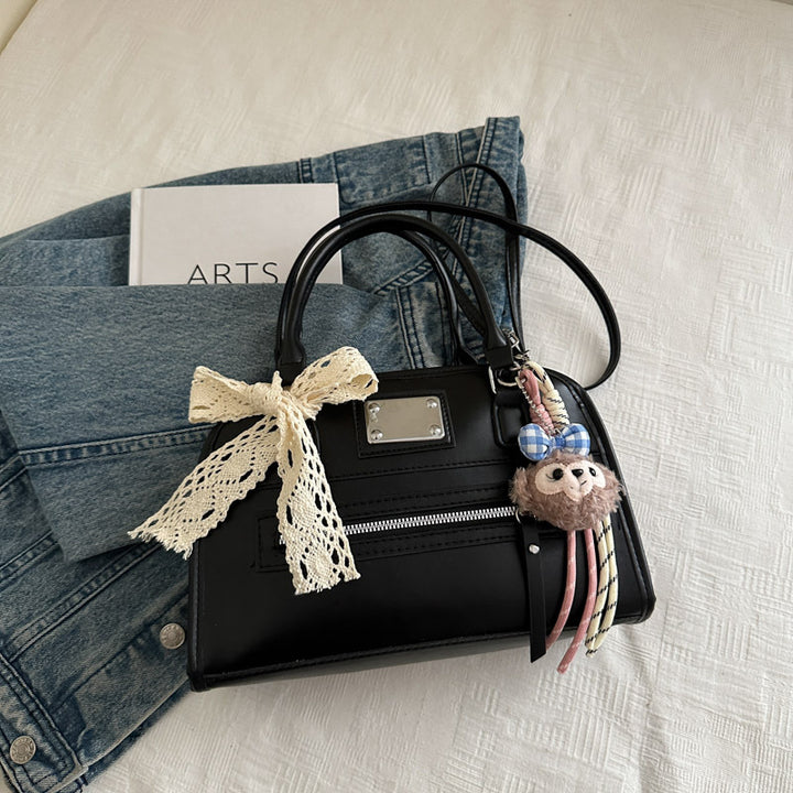 Damen Handtasche mit verspieltem Dekor von Nord Taschen