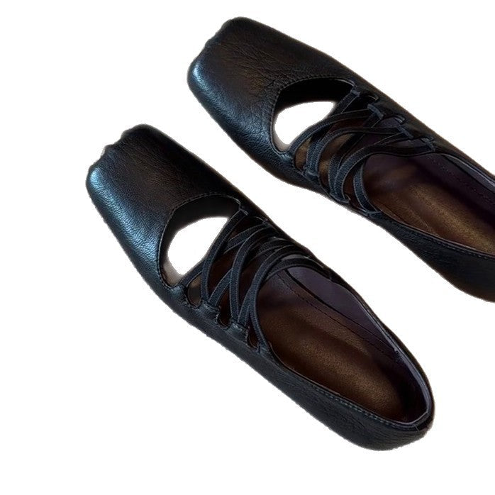 Damen Ballerina-Schuhe mit innovativer Riemenführung und weichem Leder