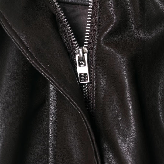 Damen Voluminöse Kunstleder-Capejacke mit hohem Stehkragen und Kordelzug Nord Taschen
