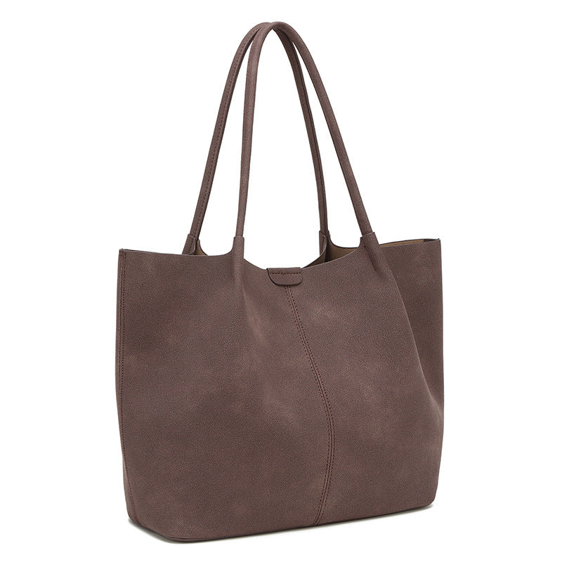 Damen Großzügige Tragetasche mit elegantem Suede-Finish und praktischem Druckverschluss Nord Taschen