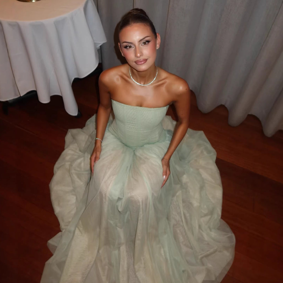 Damen elegantes, trägerloses Maxikleid mit fließendem Tüllrock