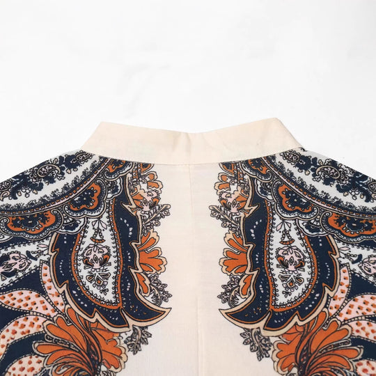 Damen Maxikleid im Stufenrock-Design mit Paisley-Print, Stehkragen und Taillenschnur Nord Taschen