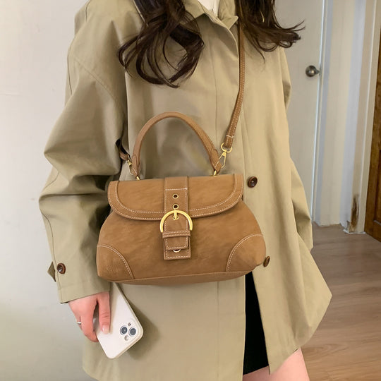 Damen schicke Handtasche mit verstellbarem Trageriemen und dekorativem Verschluss Nord Taschen