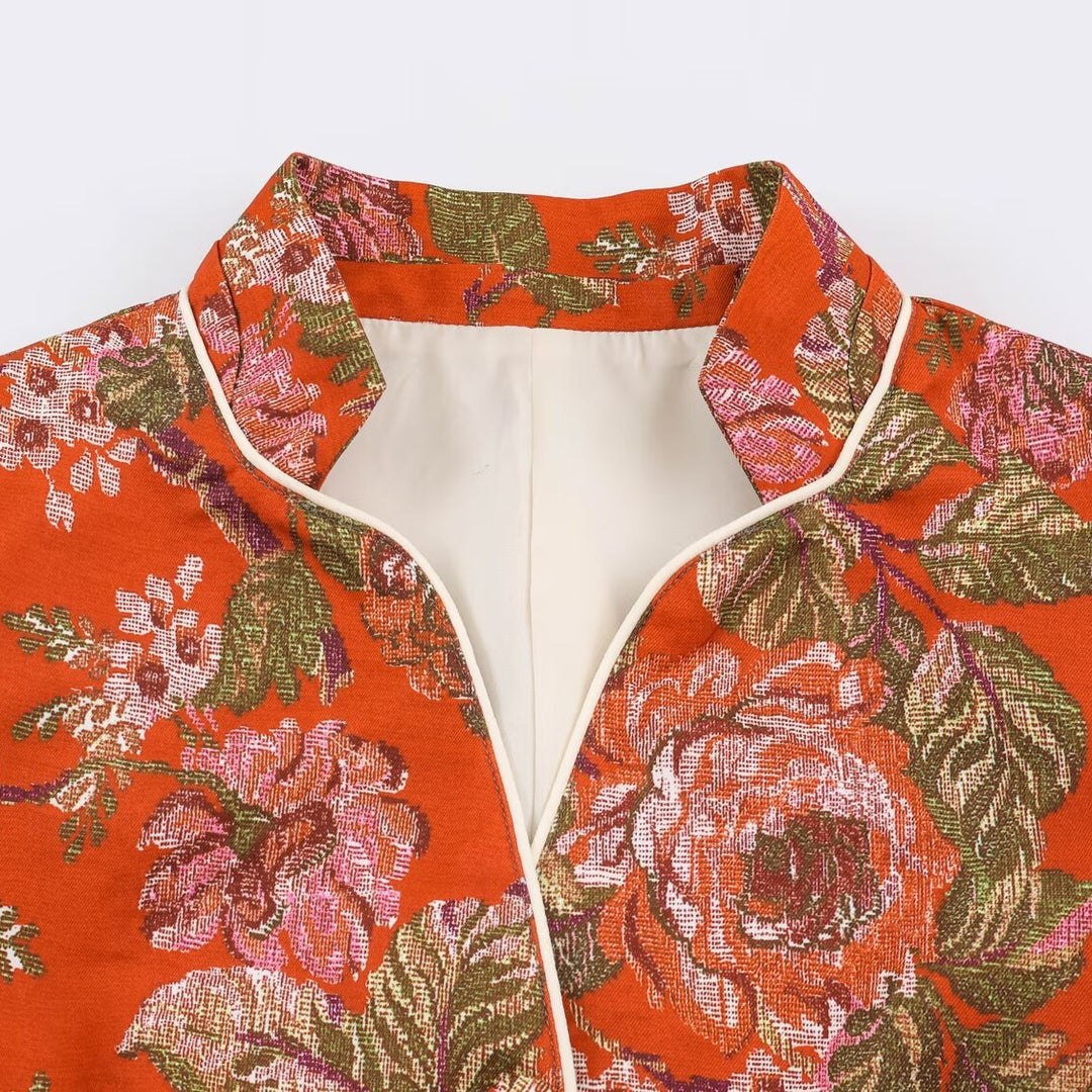 Damen Kurzblazer im Brokat-Jacquard mit Stehkragen und Paspelierung Nord Taschen