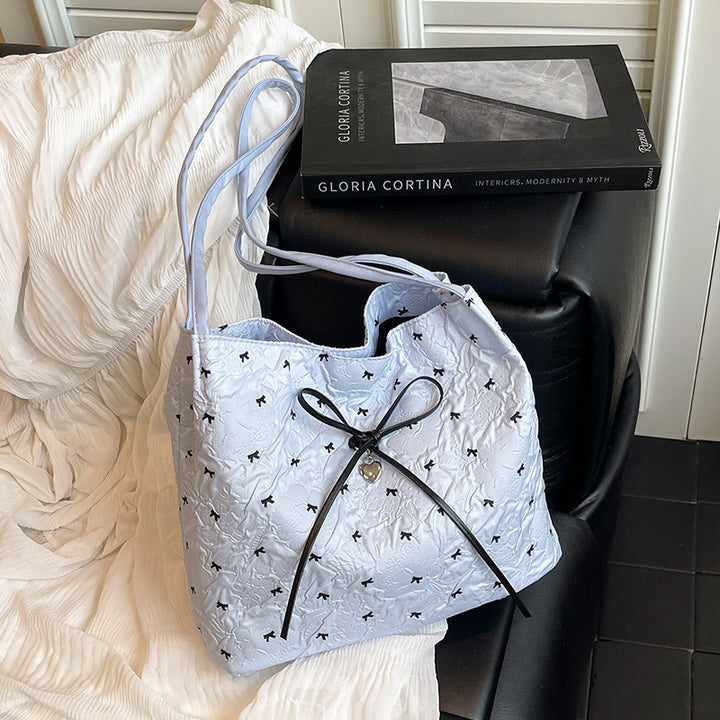 Damen Tragetasche mit verspieltem Muster und geschmeidigem Material Nord Taschen