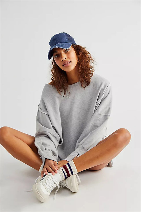 Damen oversized Sweatshirt mit Ballonärmeln, offenen Saumnähten und seitlichen Schlitzen Vittorelli