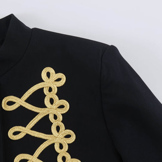 Damen Kurzjacke im Matrosenstil mit Goldkordelapplikation und Stehkragen Nord Taschen