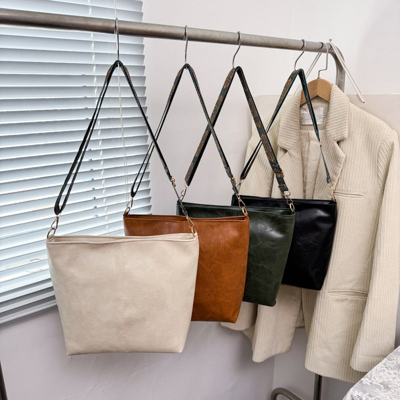 Damen elegante Umhängetasche aus hochwertigem Kunstleder mit einzigartigem Design Nord Taschen
