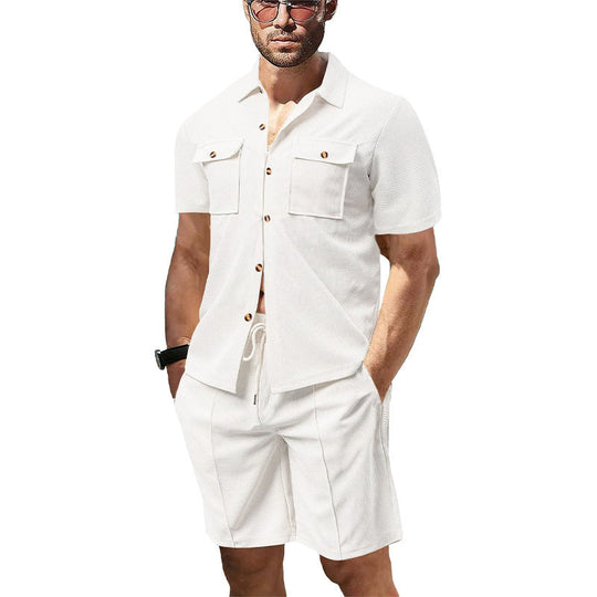 Herren nan modernes Kurzarm-Hemden-Set im Resortstil mit aufgesetzten Pattentaschen, offenem Reverskragen und Kordelzug-Bermuda aus Strukturjersey