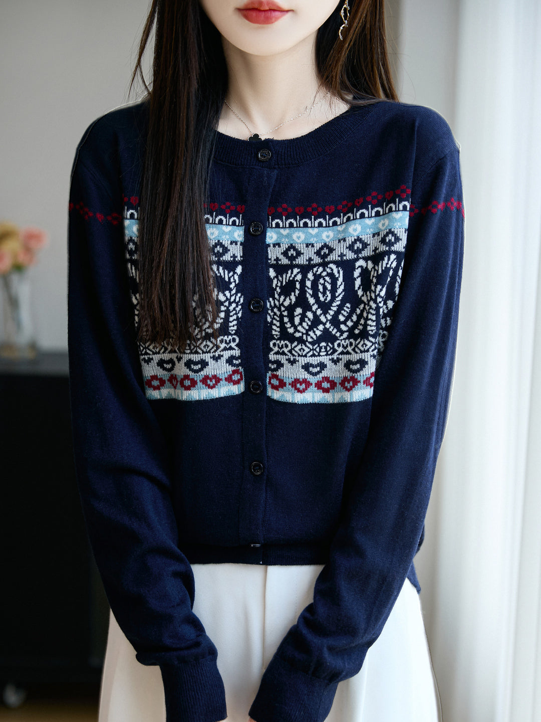 Damen Leichter Feinstrick-Cardigan mit nordischem Jacquardmuster und feiner Knopfleiste Nord Taschen