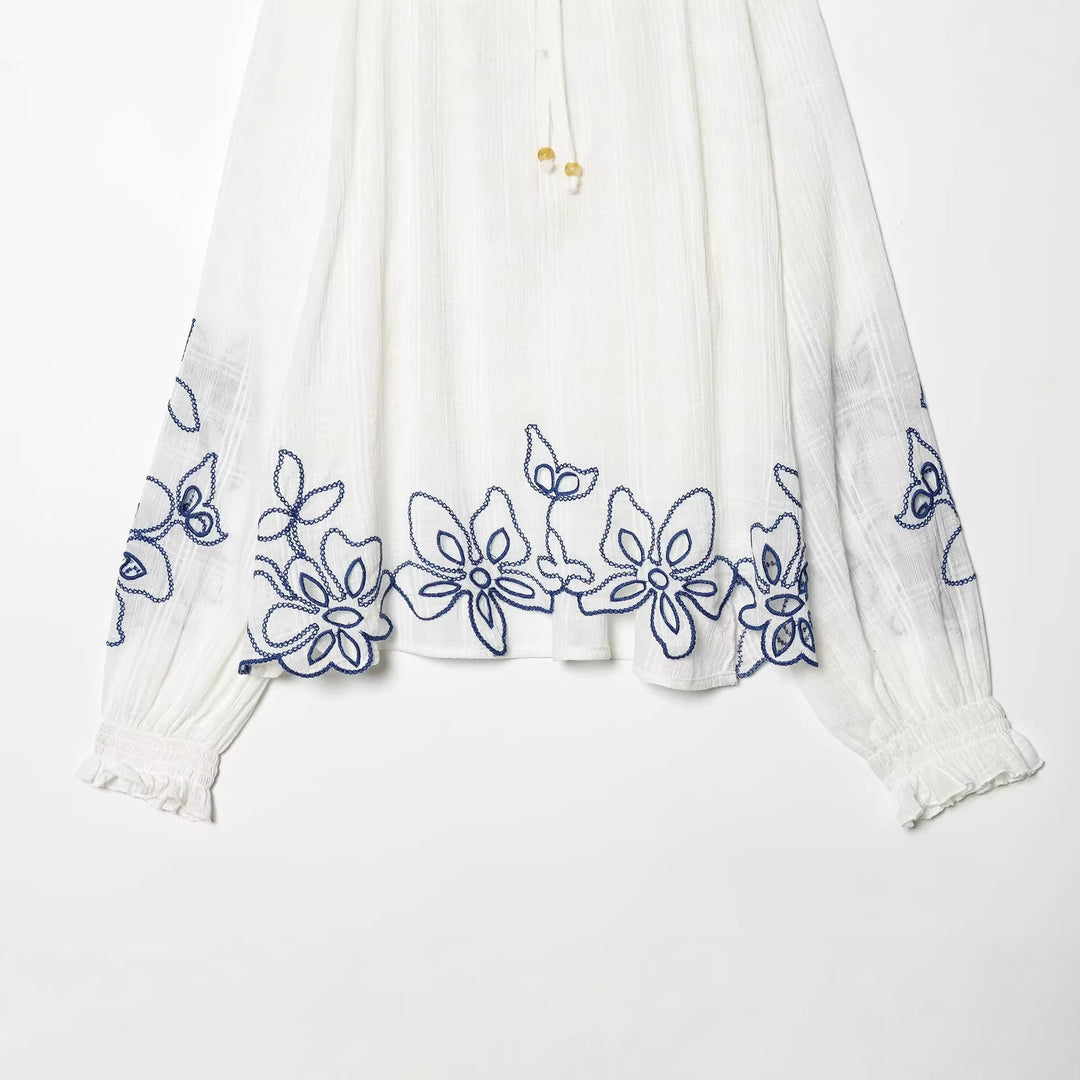 Damen bestickte Baumwoll-Tunika mit Volantkragen, Smokdetails und Bindeband Nord Taschen