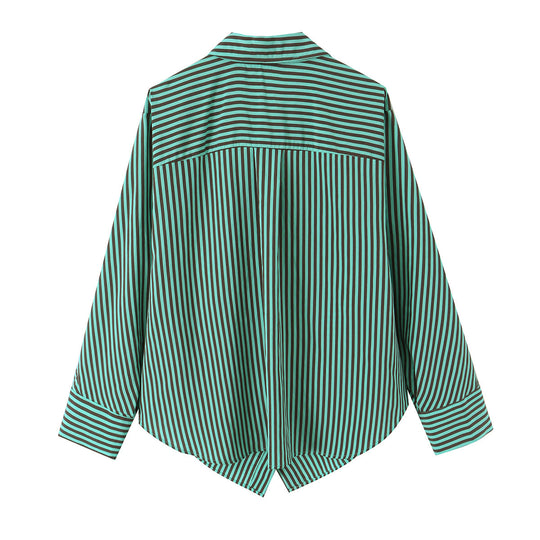 Damen Oversize-Hemdbluse mit diagonaler Streifenoptik, Brusttasche und asymmetrischem Saum Nord Taschen