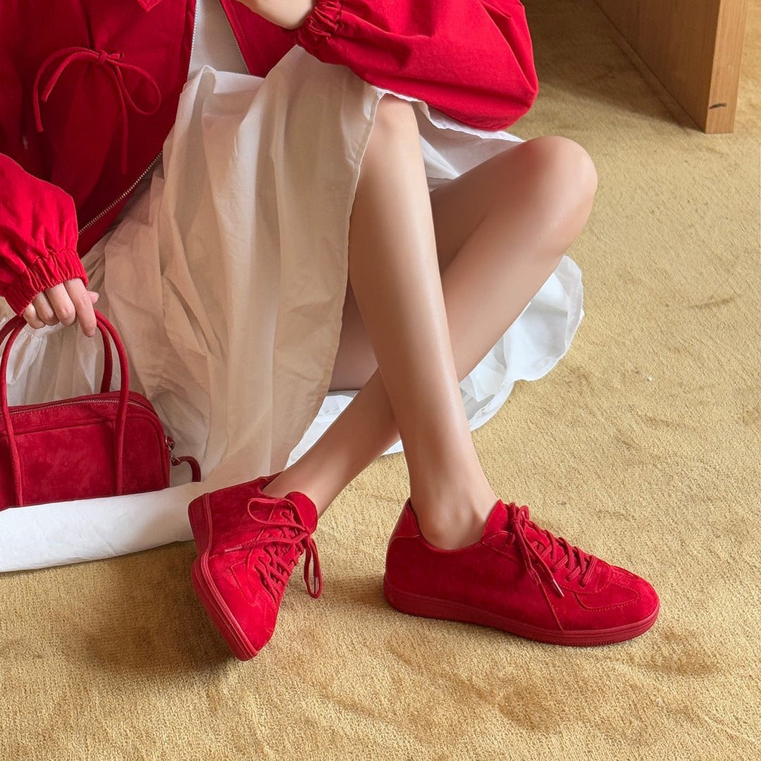 Damen Sportliche Sneakers aus hochwertigem Wildleder mit atmungsaktiver Innenstruktur und elastischer Schnürung Nord Taschen