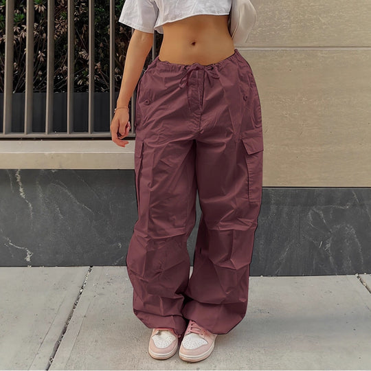 Damen Weite Cargo-Hose aus leichtem Funktionsstoff mit Tunnelzug und Pattentaschen Nord Taschen