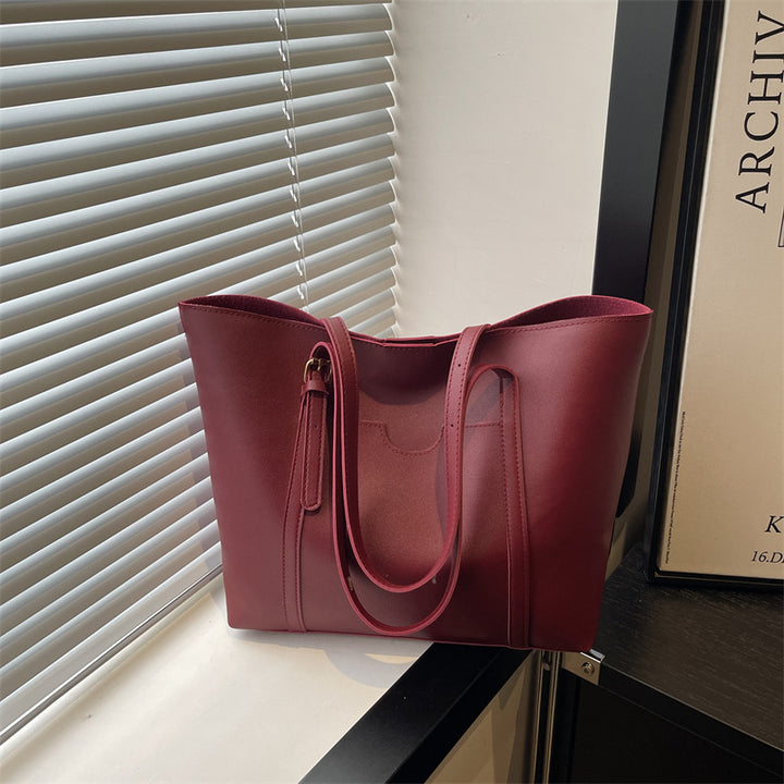 Damen Tote-Bag aus strukturiertem Kunstleder mit stilvollem Detail Nord Taschen
