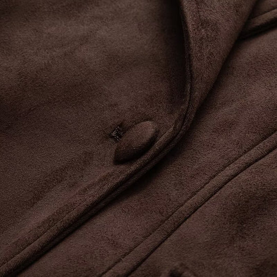 Damen 30+ taillierte Kurzjacke mit Schalkragen, Bindegürtel und Kunstvelours Nord Taschen