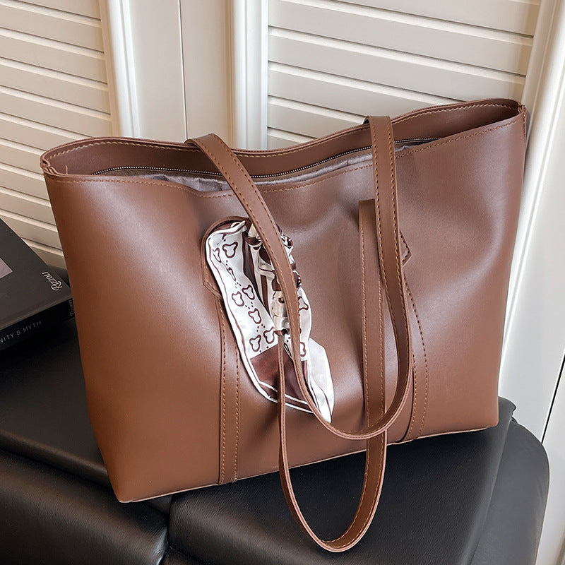 Damen Shopper-Tasche aus hochwertigem Kunstleder mit praktischen Fächern Nord Taschen