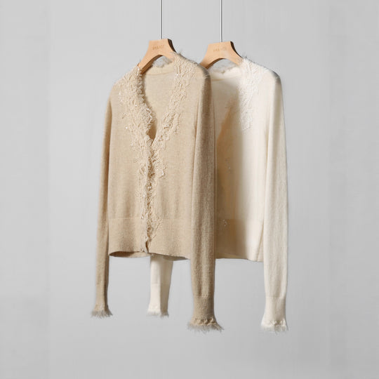 Damen Kurze Mohair-Cardigan mit Spitzenbesatz und Perlenknöpfen Nord Taschen