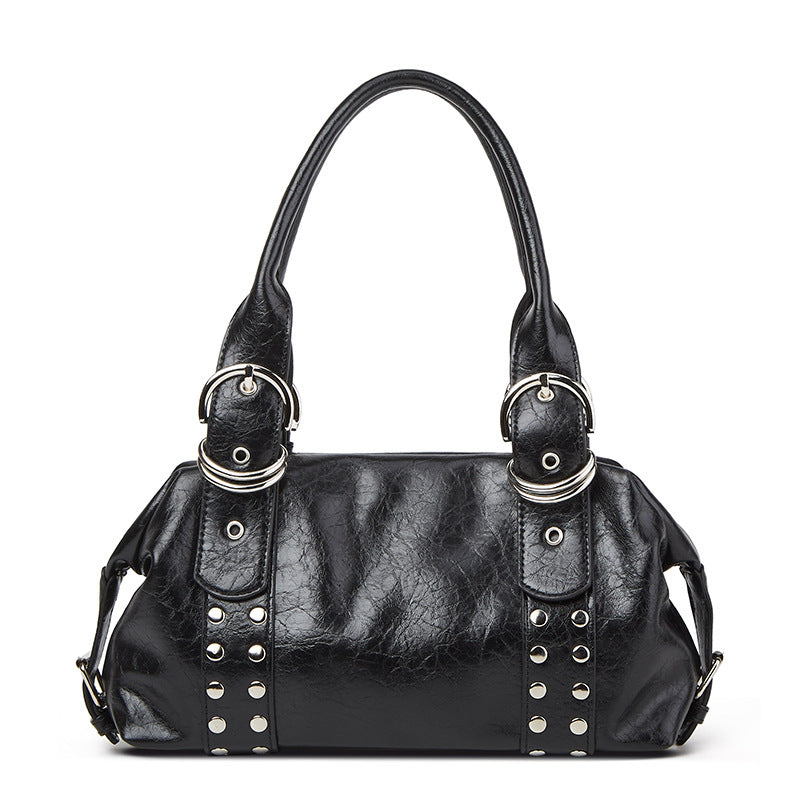 Damen Handtasche mit eleganter Kettenverzierung und modischem Riemendesign Nord Taschen