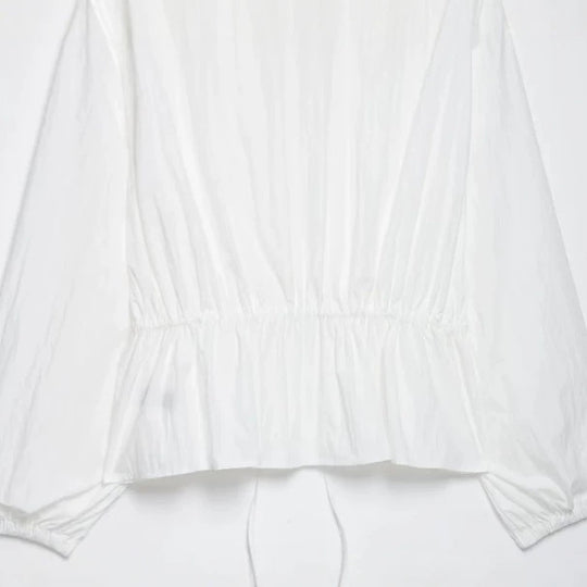 Damen Romantische Baumwoll‑Rüschenbluse mit Highneck, Kordelzugtaillierung und Volant‑Saum Nord Taschen