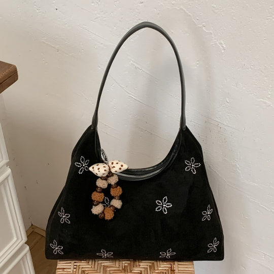 Damen Hobo-Tasche aus weichem Kunstleder mit zarten Applikationen Nord Taschen