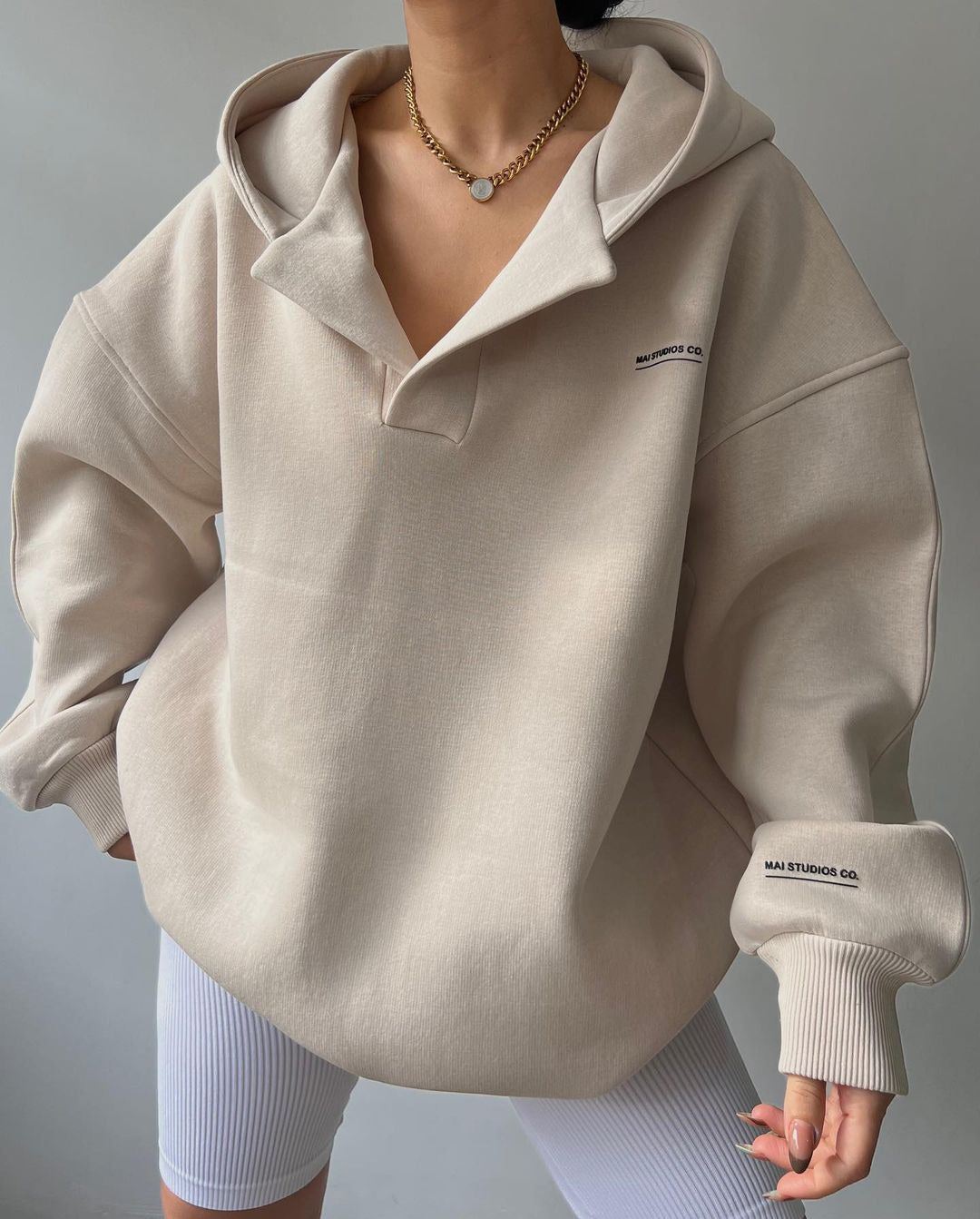 Damen Voluminöser Sculpt-Hoodie mit Oversize-Silhouette und markanter Kapuze Nord Taschen