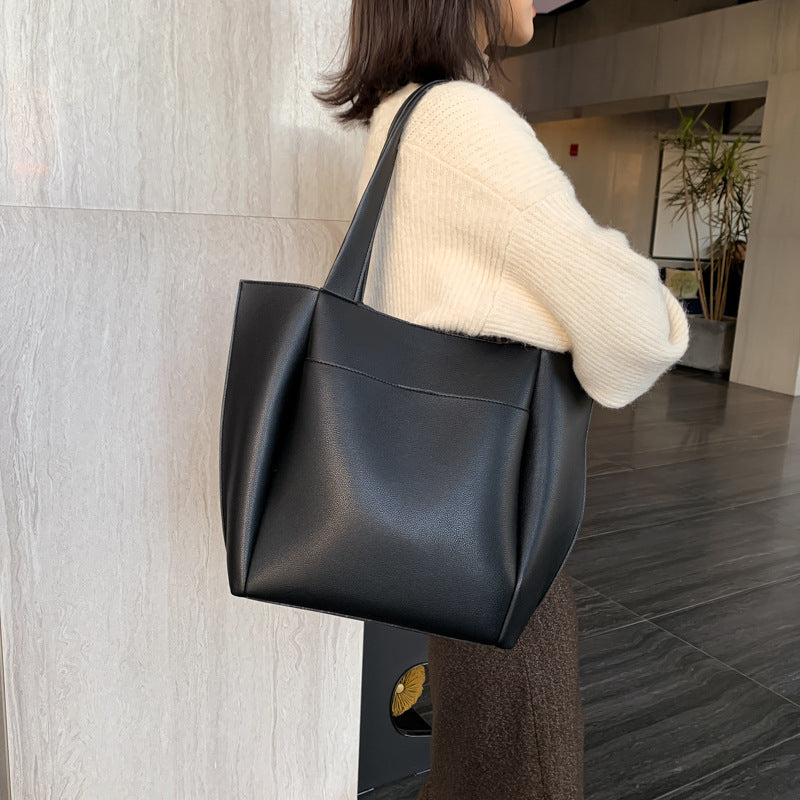 Damen Tote-Bag mit praktischen Fächern und eleganter Oberflächenstruktur Nord Taschen