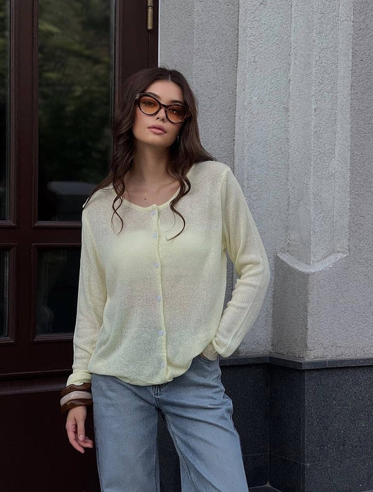 Damen leichter halbtransparenter Feinstrick-Cardigan mit Rundhals und Knopfleiste Nord Taschen