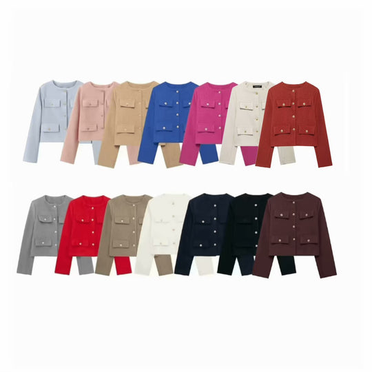 Damen Bouclé-Cropped-Jacke mit vier Pattentaschen und goldenen Schmuckknöpfen Nord Taschen
