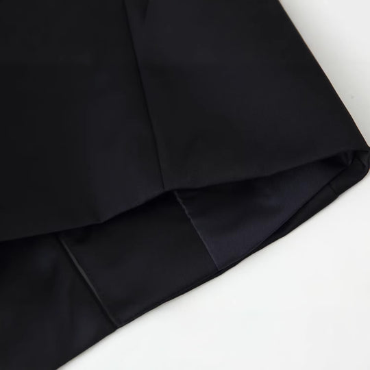 Damen Taillierte Mandarinkragen-Jacke mit dekorativen Kordelknöpfen Nord Taschen
