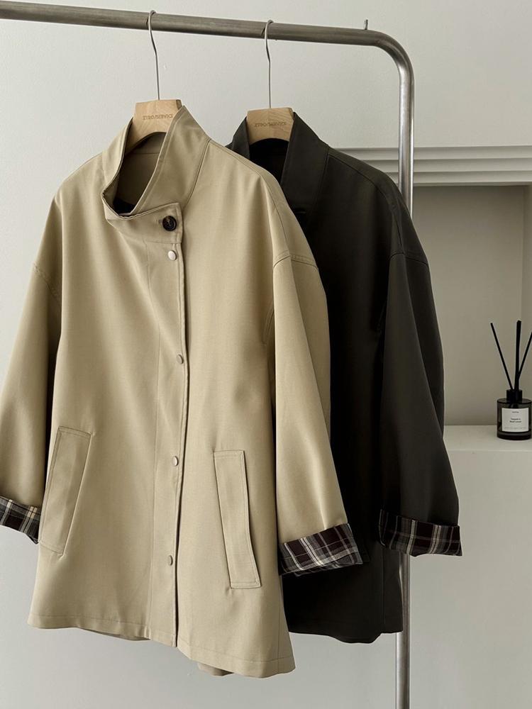 Damen Oversized Kurzmantel mit Stehkragen und kariertem Ärmelfutter Nord Taschen