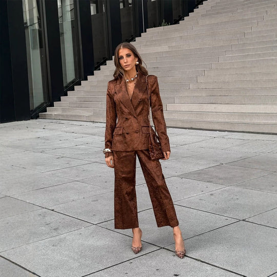Damen Doppelreihiges Samt-Blazer und Cropped-Hose Co-Ord-Set Nord Taschen