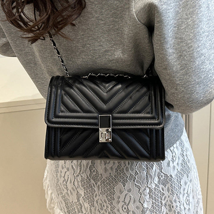 Damen Handtasche mit innovativem Ketten-Riemen Nord Taschen