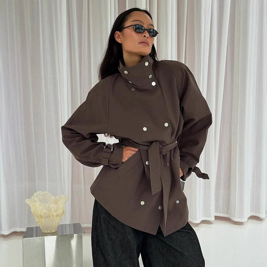 Damen Taillierbarer Oversize Kurztrench mit hohem Stehkragen, Druckknopffront und Bindegürtel Nord Taschen