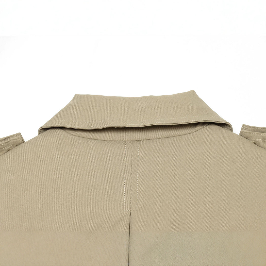 Damen Kurz-Cape-Trench mit Doppelreihe, Schulterklappen und Taillengürtel Nord Taschen