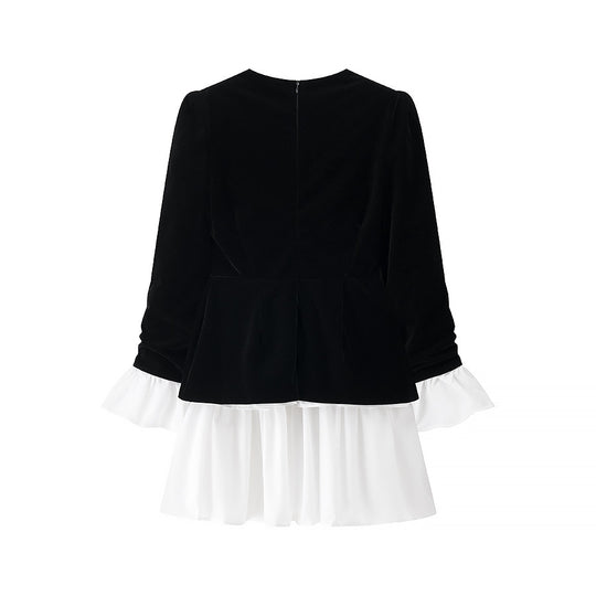 Damen Samtkleid mit tailliertem Mieder, Puffärmeln und mehrlagigem Volantrock Nord Taschen