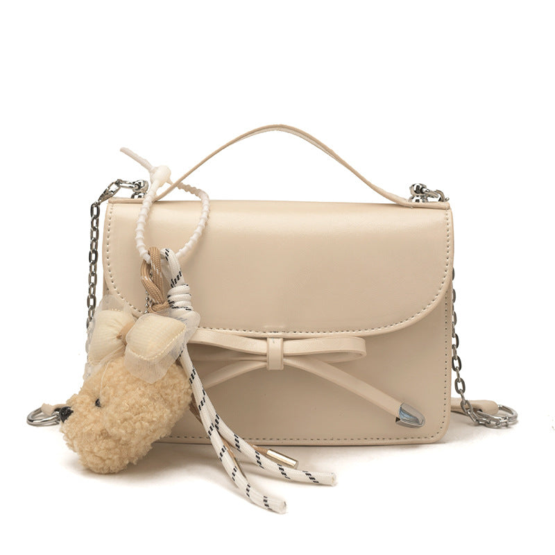 Damen elegante Mini-Handtasche mit niedlichem Anhänger Nord Taschen