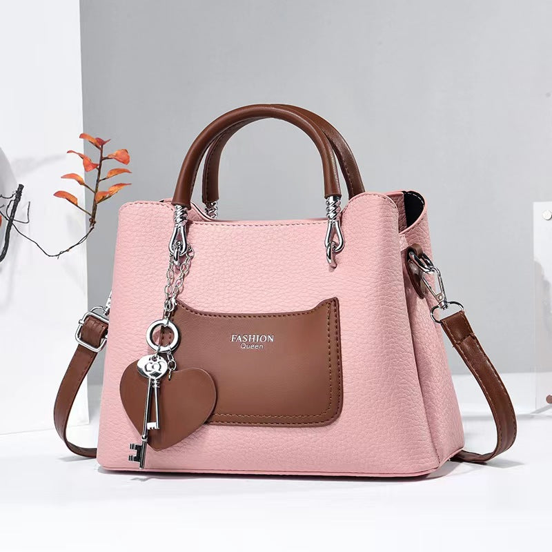 Damen Handtasche mit strukturiertem Kunstleder und abnehmbaren Anhänger Nord Taschen