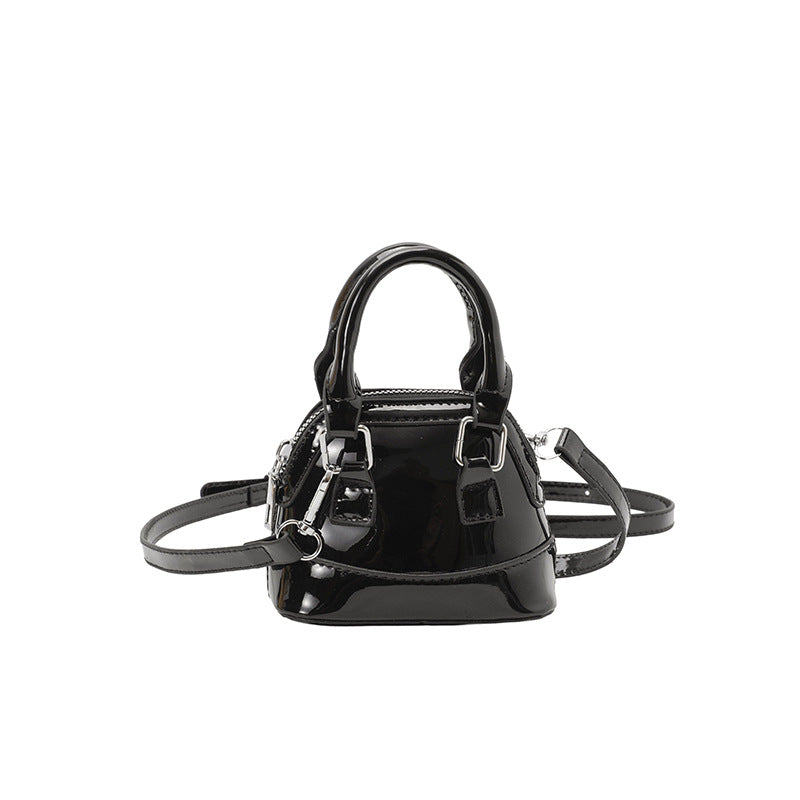 Damen Mini-Handtasche mit glänzender Oberfläche und modischem Reißverschluss Nord Taschen